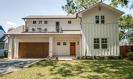  As an alternative to traditional horizontal lap siding, board &amp;&nbsp;batten offers a fresh update to your home’s exterior. If concerned with wood siding, choose board &amp;&nbsp;batten made from concrete fiber boards instead - it looks practica…